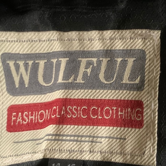 Boys large Wulful coat - Picture 2 of 3